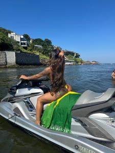 665182049: Chica busca chico en Tenerife