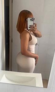 613905801: Chica busca chico en Málaga