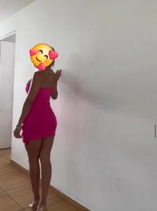 661167209: Chica busca chico en Almería