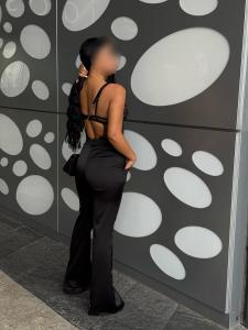 661061799: Chica busca chico en Murcia