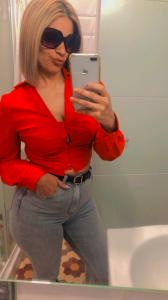 667562159: Chica busca chico en Valencia