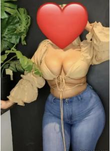 654035745: Chica busca chico en Cáceres