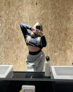 631407744: Chica busca chico en Murcia