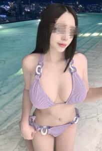 623232601: Chica busca chico en Barcelona
