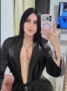 637167305: Chica busca chico en Lérida