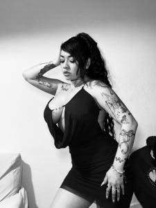 653948620: Chica busca chico en Madrid