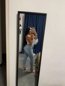 600709025: Chica busca chico en Barcelona