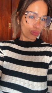 667562159: Chica busca chico en Valencia