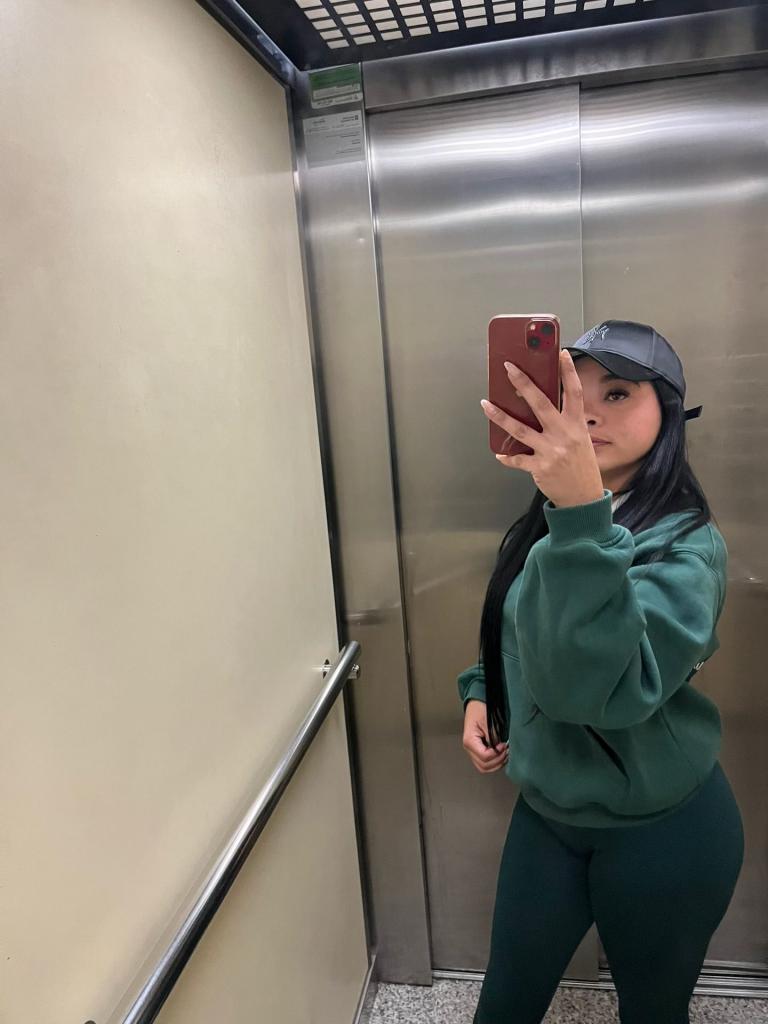 Chica busca chico en Tenerife: 