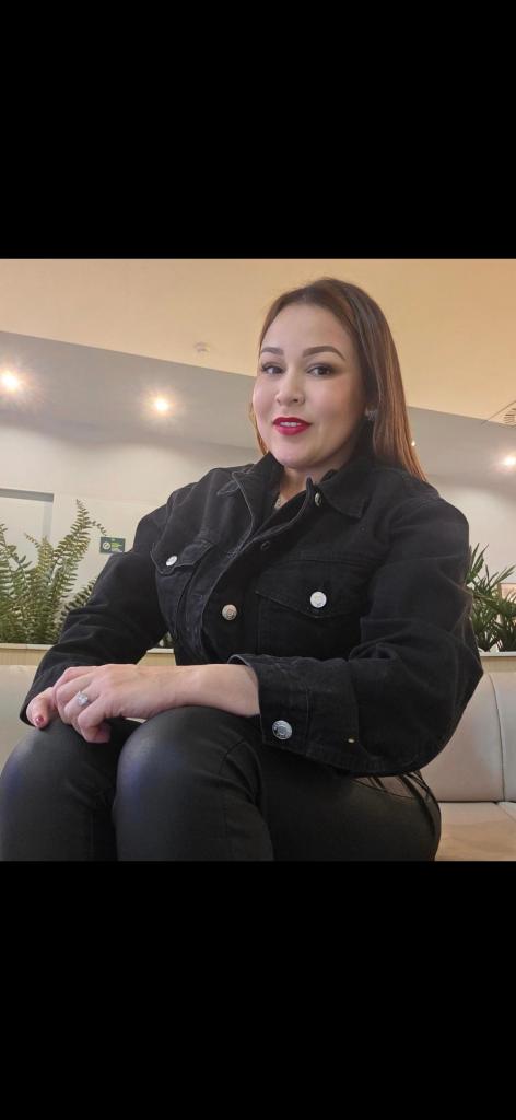652772958: Chica busca chico en Sevilla