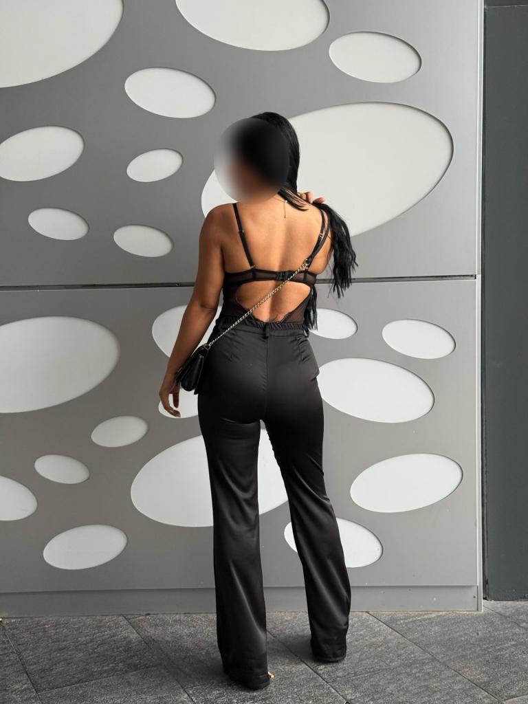 661061799: Chica busca chico en Murcia