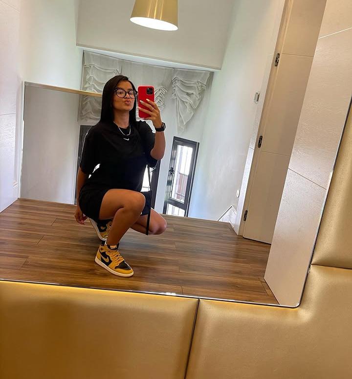 Chica busca chico en Sevilla: 
