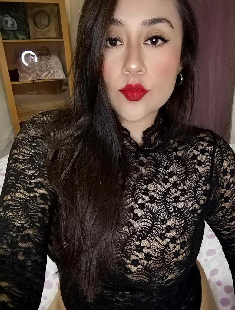 Chica busca chico en Granada: 