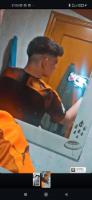686438224: Chico busca chica en Valencia