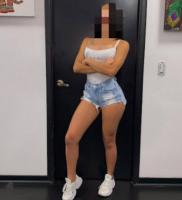 643553129: Chica busca chico en Sevilla