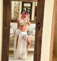 664149336: Chica busca chico en Barcelona