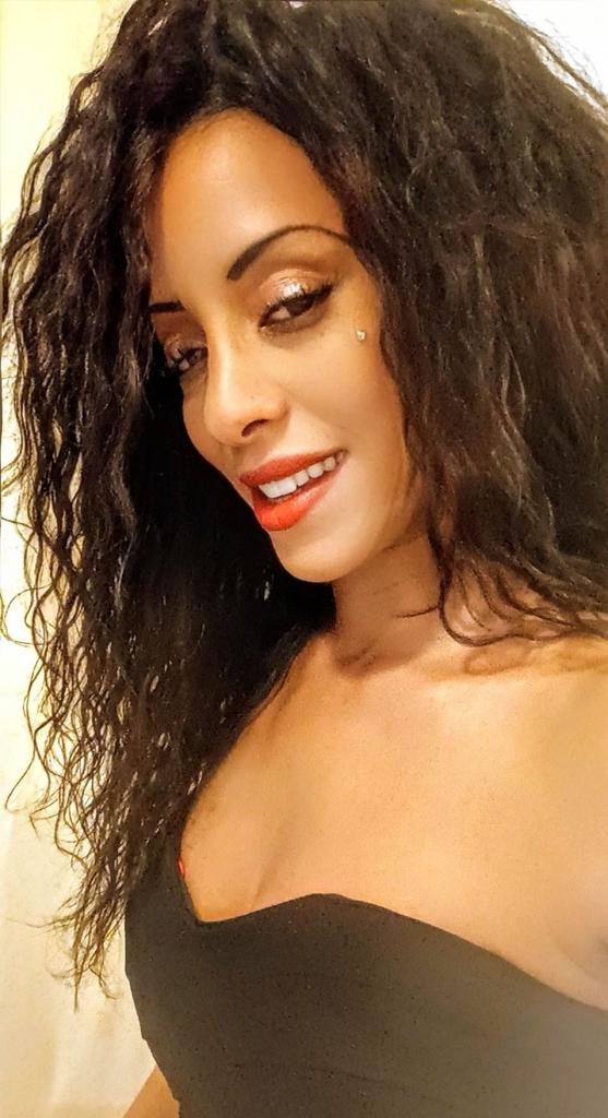 Chica busca chico en Tenerife: 