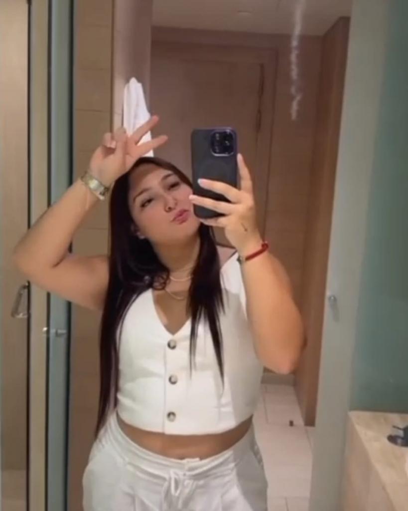 Chica busca chico en Tenerife: 