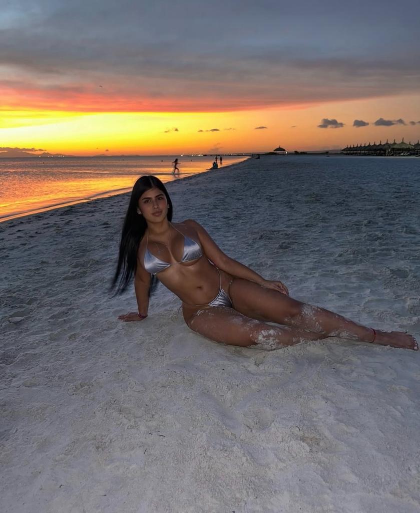 Chica busca chico en Tenerife: 