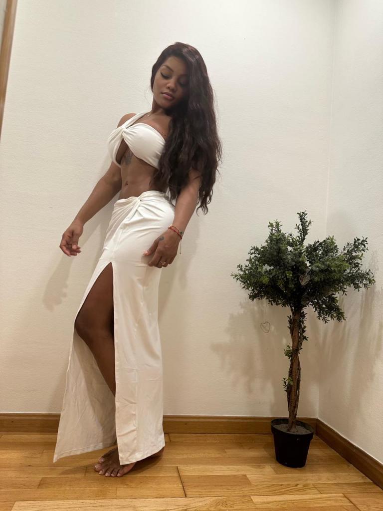 Chica busca chico en Alicante: 