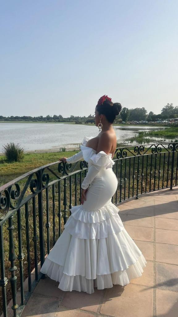 Chica busca chico en Cádiz: 