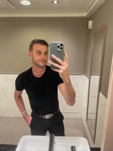 641905937: Chico busca chica en Valencia