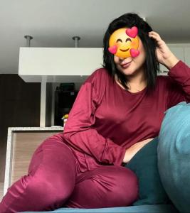 Chica busca chico en Barcelona: 