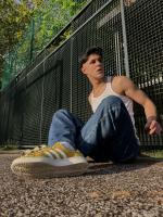 665891530: Chico busca chica en La Coruña