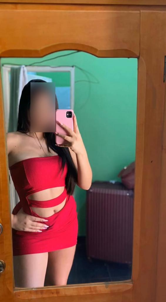 602725851: Chica busca chico en Orense
