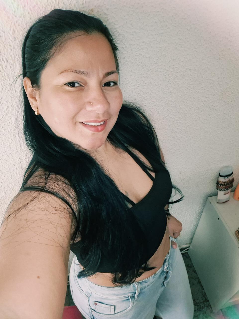 672802904: Chica busca chico en Valencia