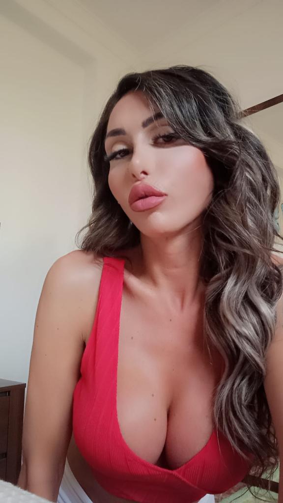 632931873: Transexual en Córdoba