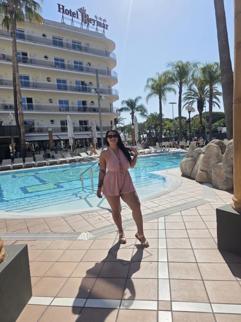 627476935: Chica busca chico en Valencia