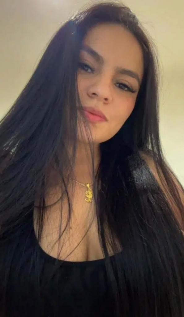 661354419: Chica busca chico en Málaga