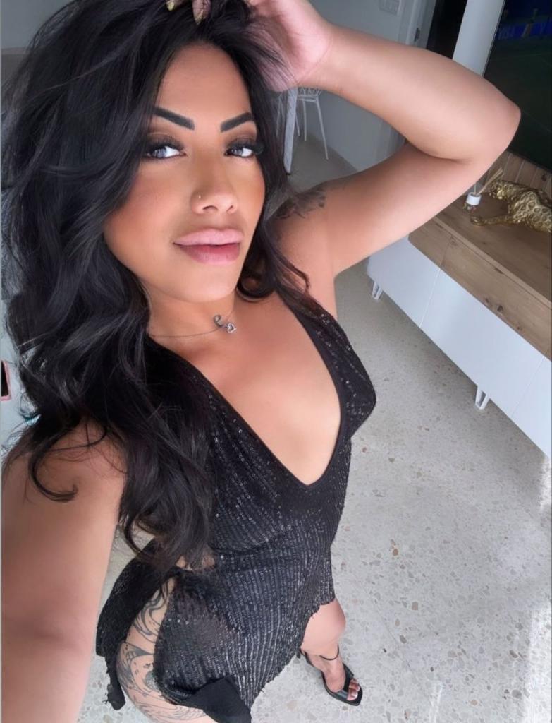Chica busca chico en Cádiz: 