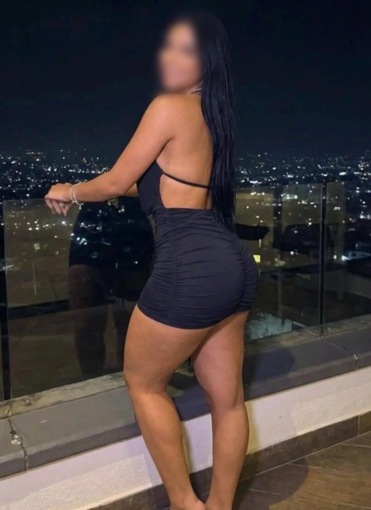 611383531: Chica busca chico en Alicante