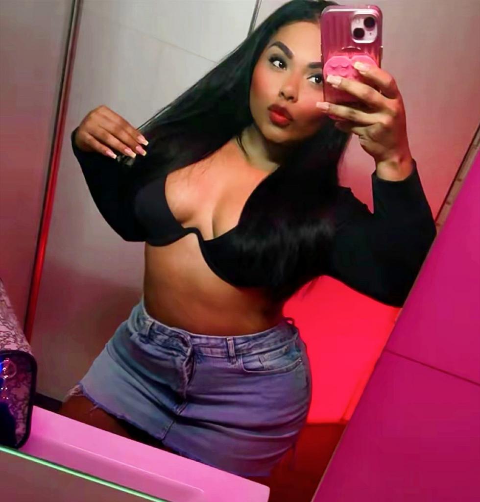 Chica busca chico en Barcelona: 