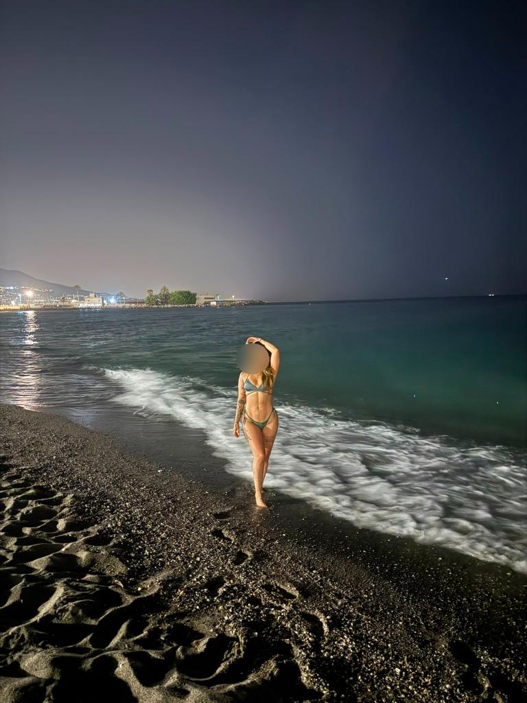 672867549: Chica busca chico en Málaga