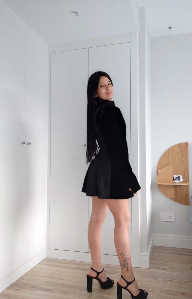 666697455: Chica busca chico en Ibiza