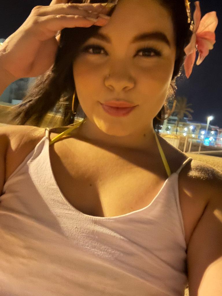 Chica busca chico en Almería: 