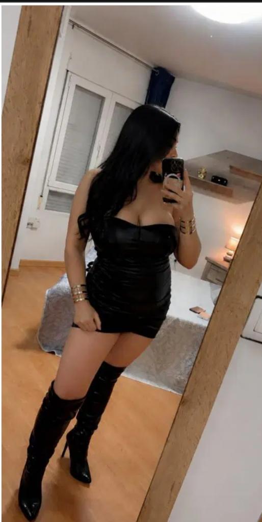 642401265: Chica busca chico en Huelva