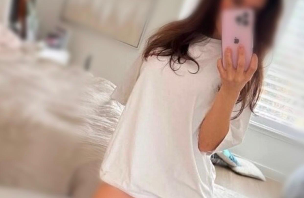 649882193: Chica busca chico en Madrid