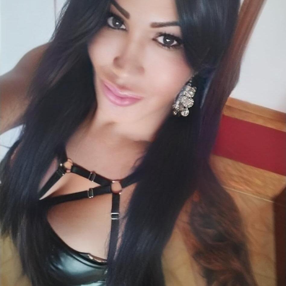 613478665: Travesti en Álava