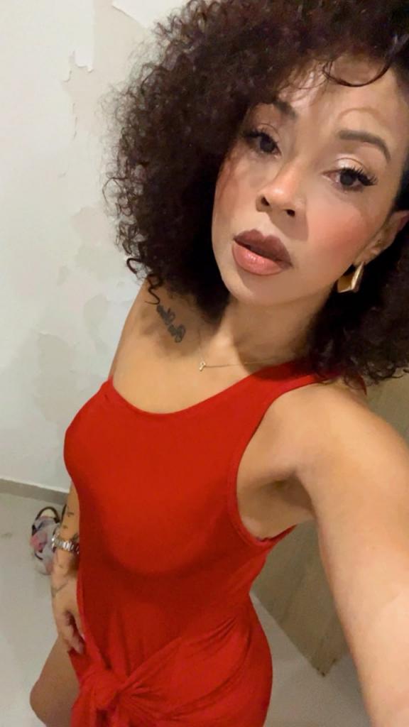 Chica busca chico en Ibiza: 