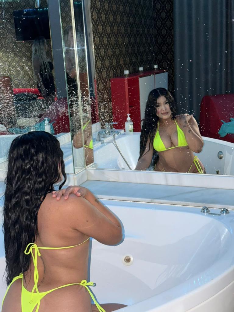 656634424: Chica busca chico en Valencia