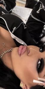 613232912: Chica busca chico en Valencia