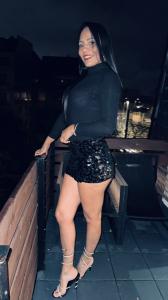 635437197: Chica busca chico en Sevilla