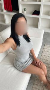 605278147: Chica busca chico en La Coruña
