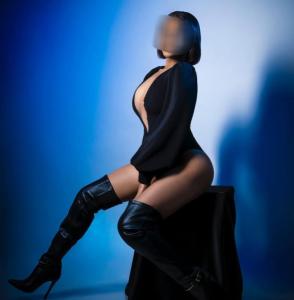 602646031: Chica busca chico en Murcia