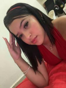 674070956: Chica busca chico en Sevilla