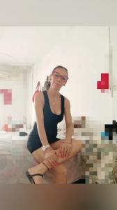 643378761: Chica busca chico en Tarragona